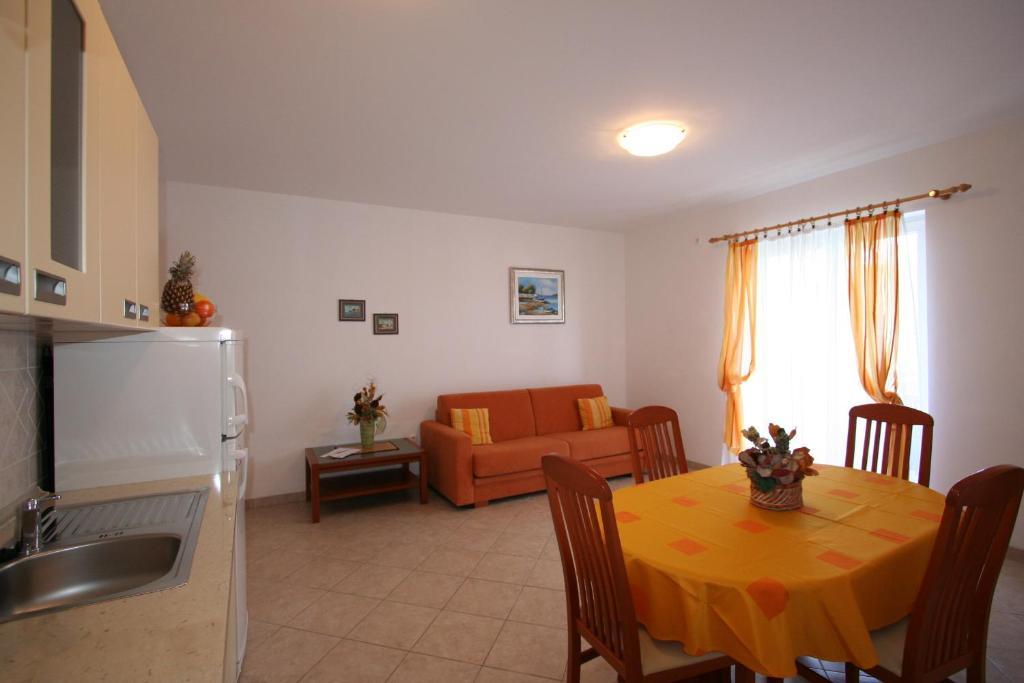Apartments Bogovic Малинска Номер фото